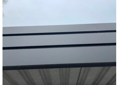 Tettoia per auto Carport in Acciaio 6x6m con pareti 1+0