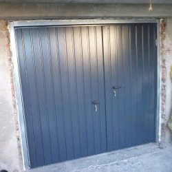 Portone a Battente da Garage in Acciaio - 200 x 200 cm - RAL 8017 2