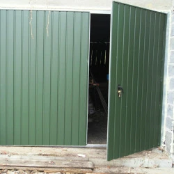 Portone a Battente da Garage in Acciaio - 250 x 250 cm - RAL 5010 2