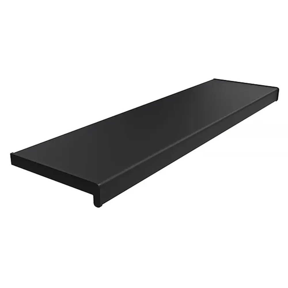 Davanzale interno in PVC colore Nero Opaco con pellicola protettiva, dimensioni 100 &times; 150 mm, per uso interno.