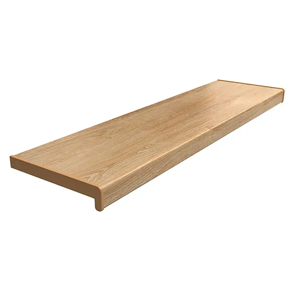 Davanzale interno in PVC colore Rovere Naturale con pellicola protettiva, dimensioni 100 &times; 150 mm, per uso interno.