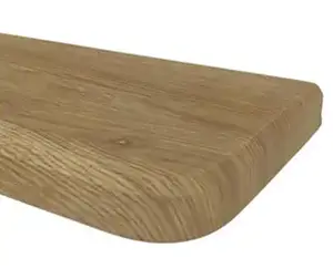 Davanzale con fresatura tipo &ldquo;Classic&rdquo; con bordo dolcemente arrotondato &ndash; finitura elegante e senza tempo.